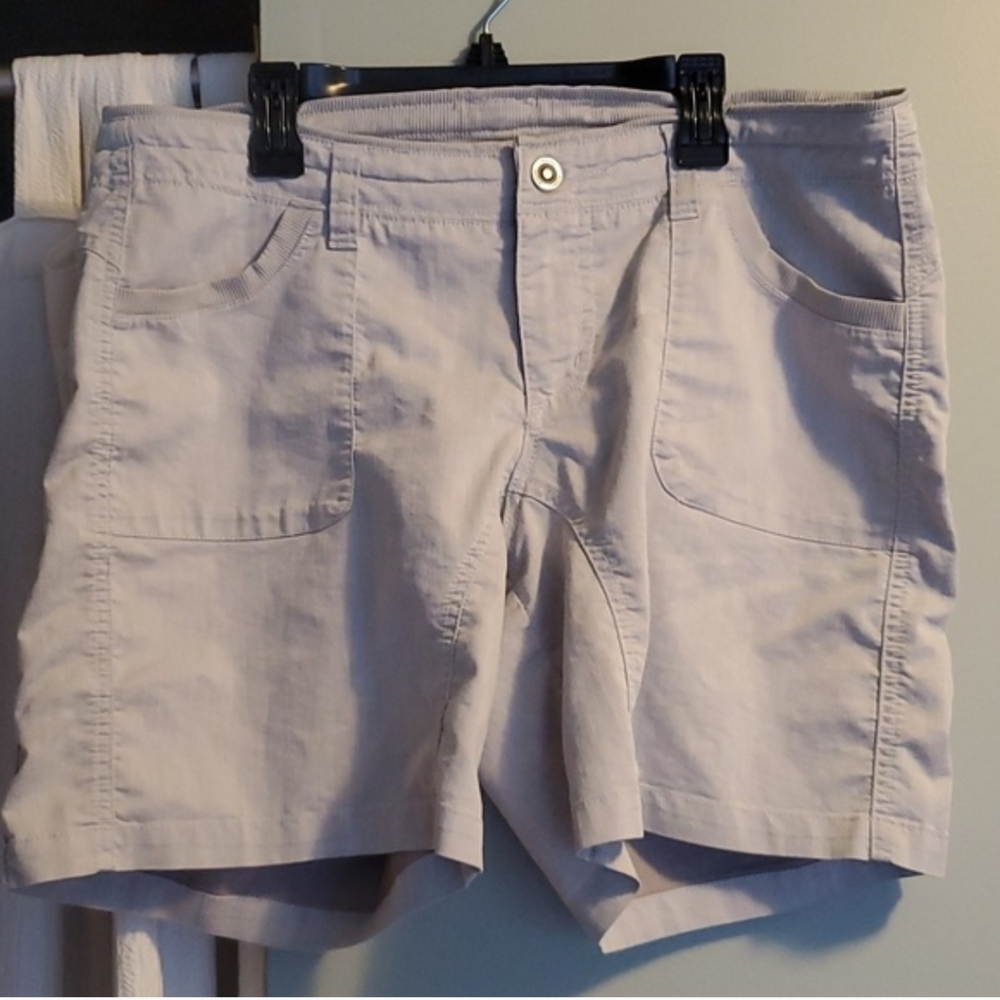 KUHL - 7" Seam Shorts - Size 12 Light Grey